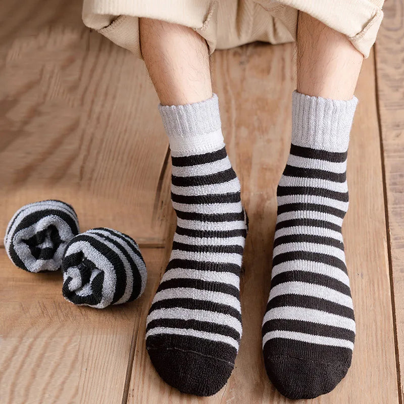 Winter Men's Merino Wool Socks Super Thick Warm High Quality Harajuku Retro Snow Casual Antifreeze Cashmere Socks Men 5 Pairs