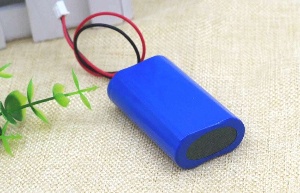 7.2 V / 7.4 V / 8.4 V 18650 lithium battery 2200 mA Rechargeable battery pack megaphone speaker protection board