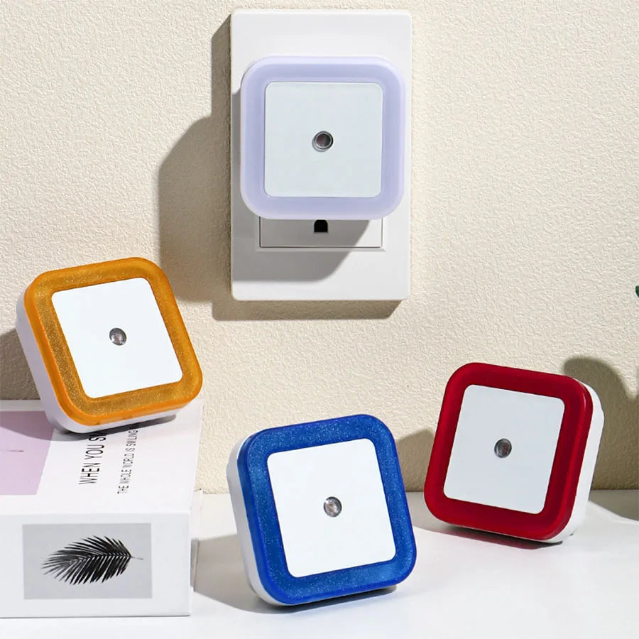 Plug in Dimmable Led Night Light with Auto Dusk to Dawn Sensor,for Hallway Bedroom Kids Room Kitchen Stairway，4Pack white light