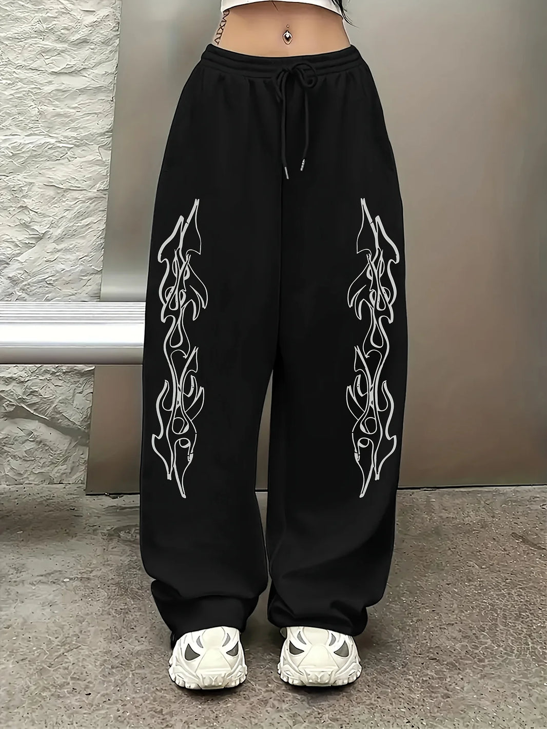 Women's Casual Flame Print Jogging Pants, Autumn/Winter Sports Pants, Drawstring Straight Leg Fashionable Loose Sports Pants