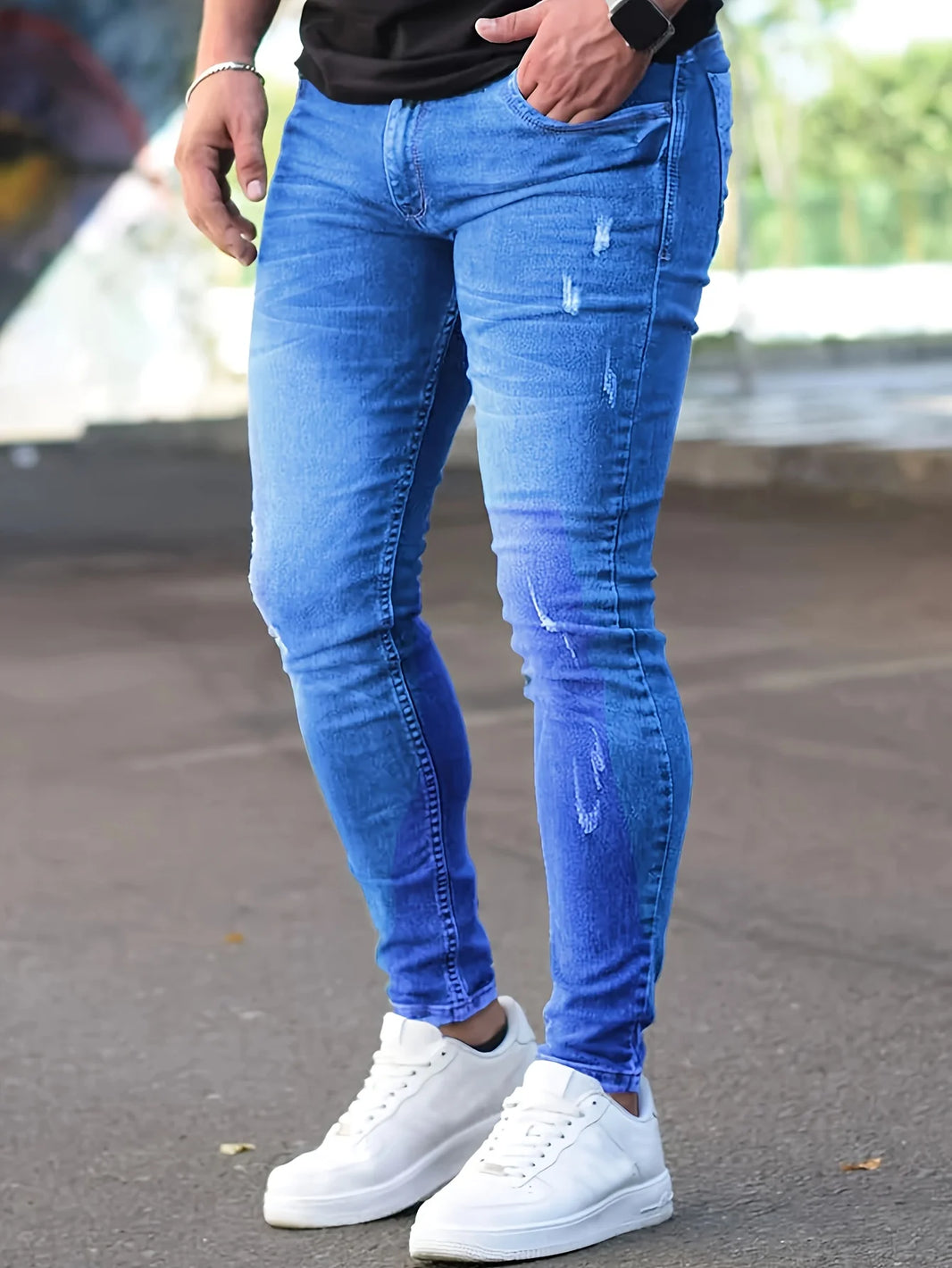 Men's fashionable blue washed jeans
